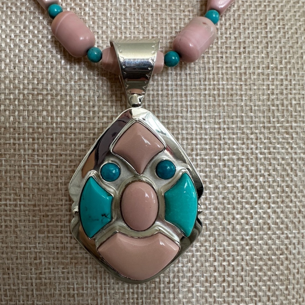 Turquoise and pink beaded necklace with gorgeous pendant! By Jay King - Picture 5 of 11
